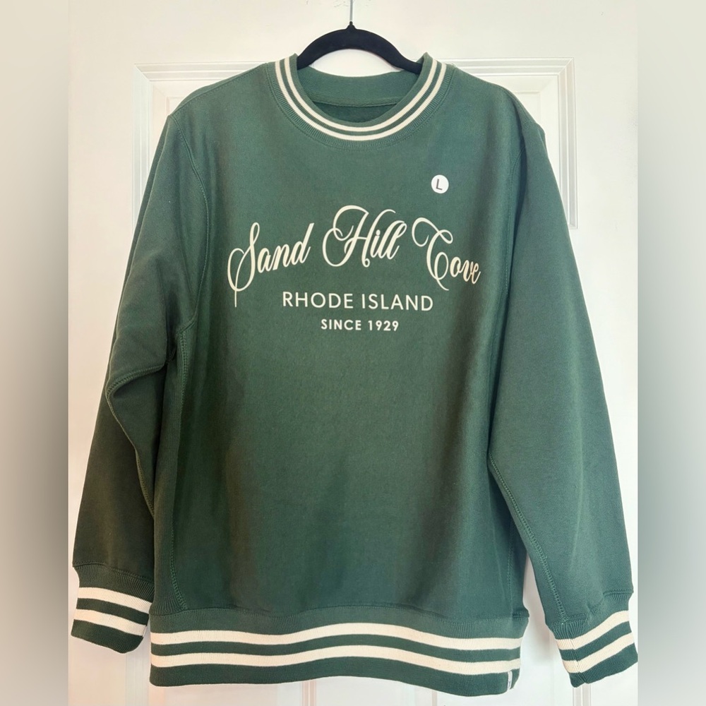 NWT | Vineyard Crew Sand Hill Cove Crewneck | Dark Green | Size Large